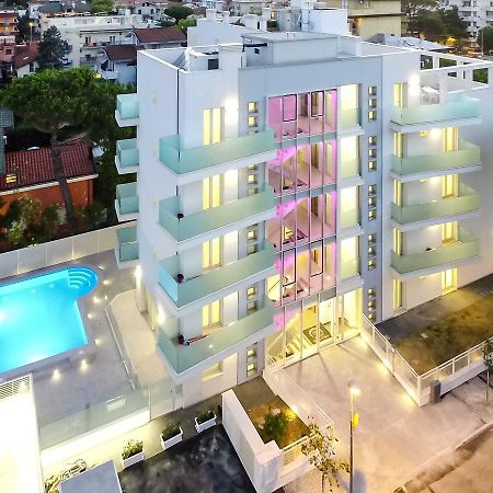 Residence Perla Verde Ричоне Екстериор снимка