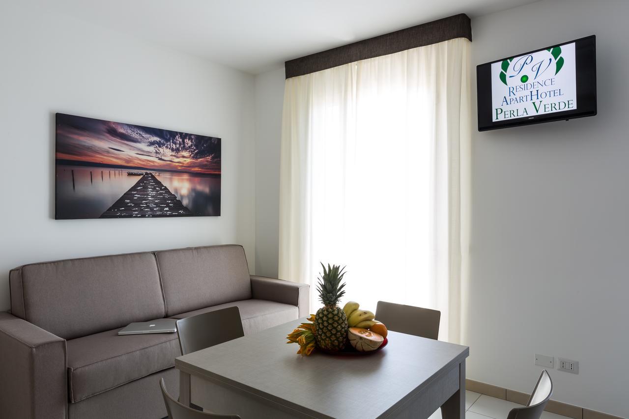 Residence Perla Verde Ричоне Екстериор снимка