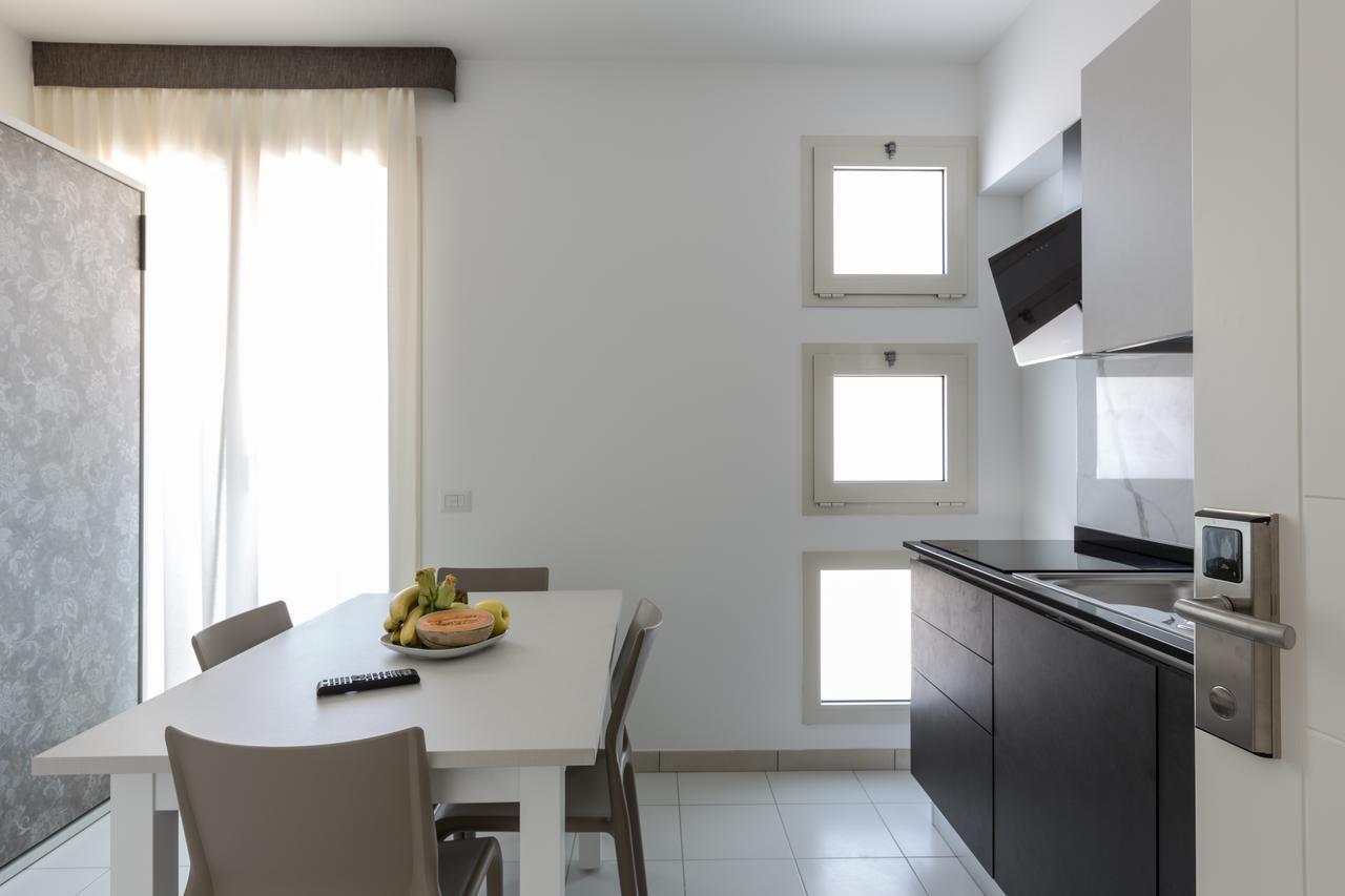 Residence Perla Verde Ричоне Екстериор снимка