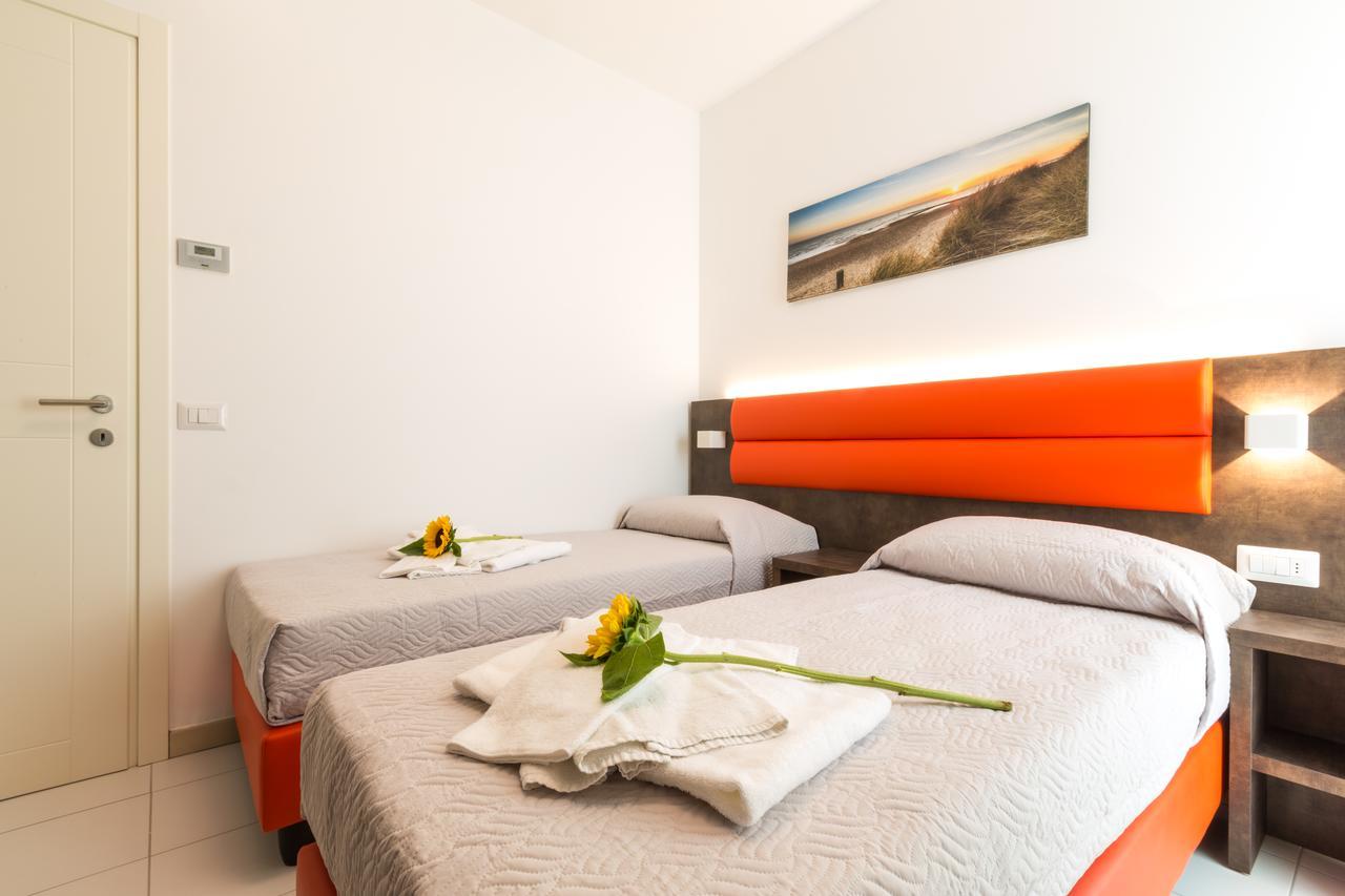 Residence Perla Verde Ричоне Екстериор снимка