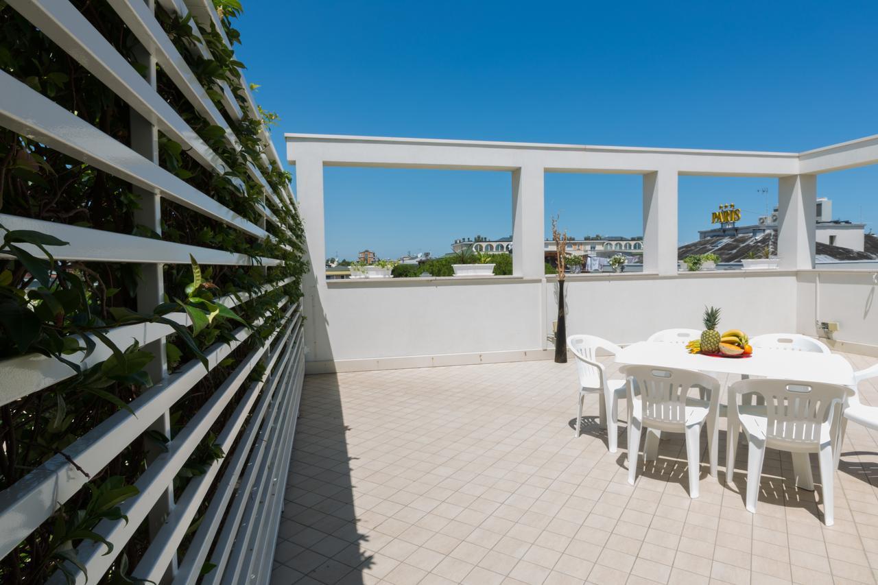 Residence Perla Verde Ричоне Екстериор снимка