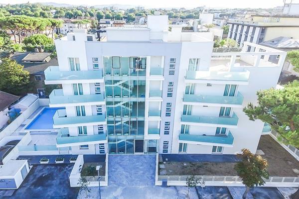Residence Perla Verde Ричоне Екстериор снимка